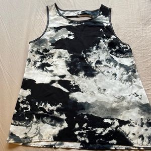 BB Dakota M top leather tie die tank